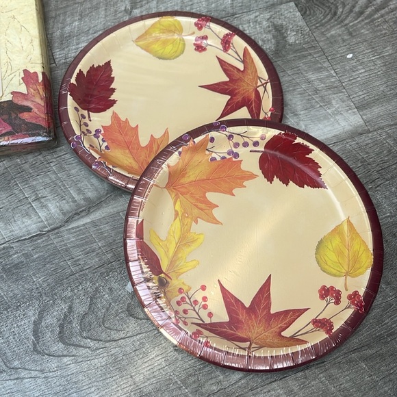 NWT Thanksgiving Paper Goods Bundle - Picture 12 of 16